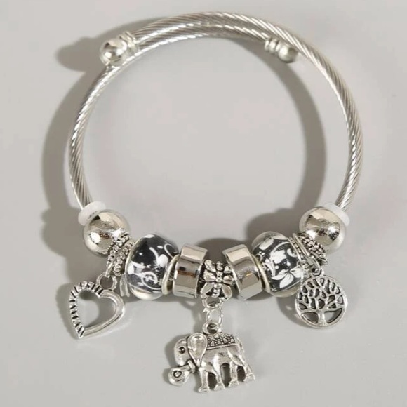 Silver Beaded Adjustable Charm Bracelet - Picture 3 of 6